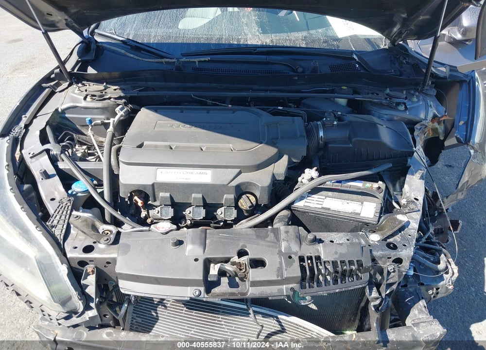 2013 HONDA ACCORD EX-L V-6 VIN: 1HGCR3F80DA010143