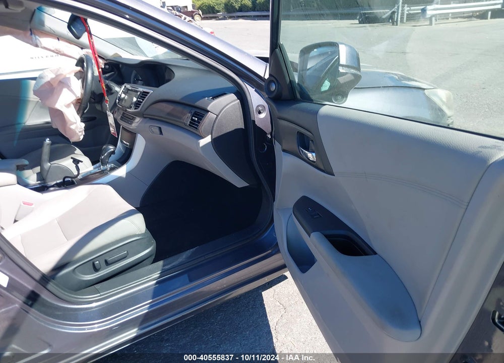 2013 HONDA ACCORD EX-L V-6 VIN: 1HGCR3F80DA010143