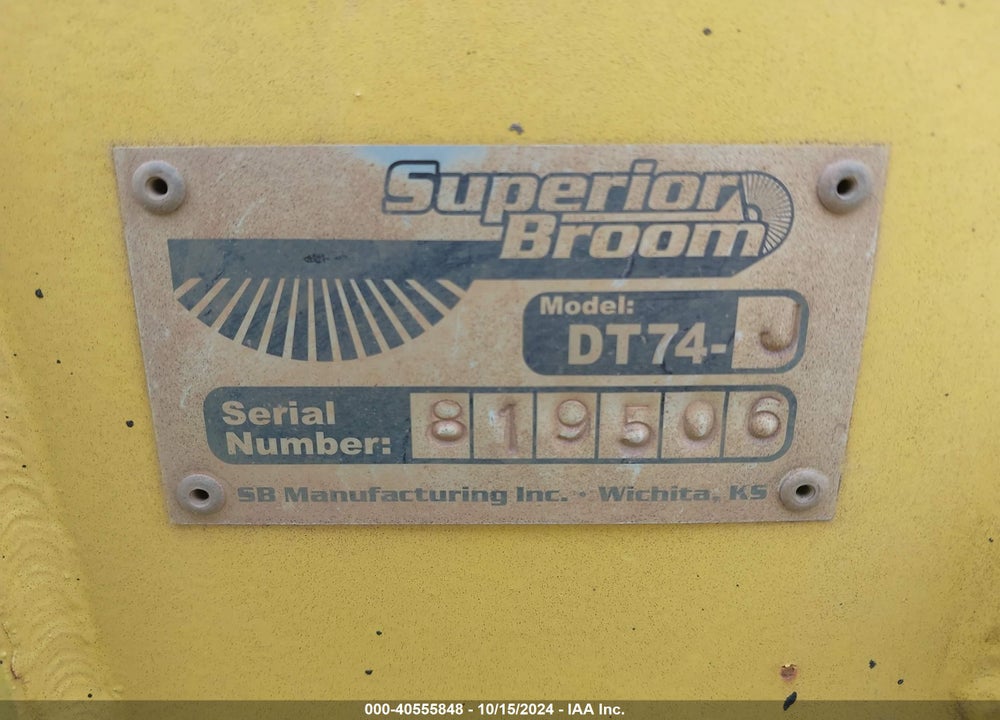 2019 SUPERIOR DT74J SWEEPER VIN: 819506