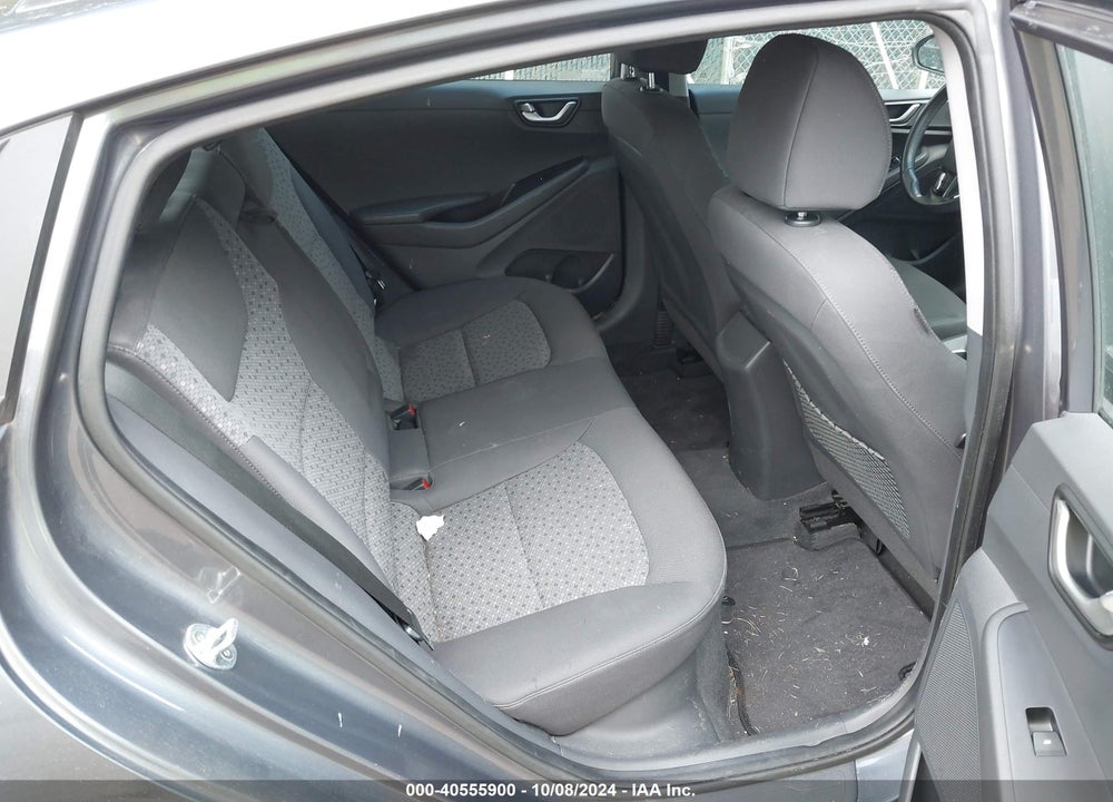 2018 HYUNDAI IONIQ PLUG-IN HYBRID VIN: KMHC65LD5JU104125