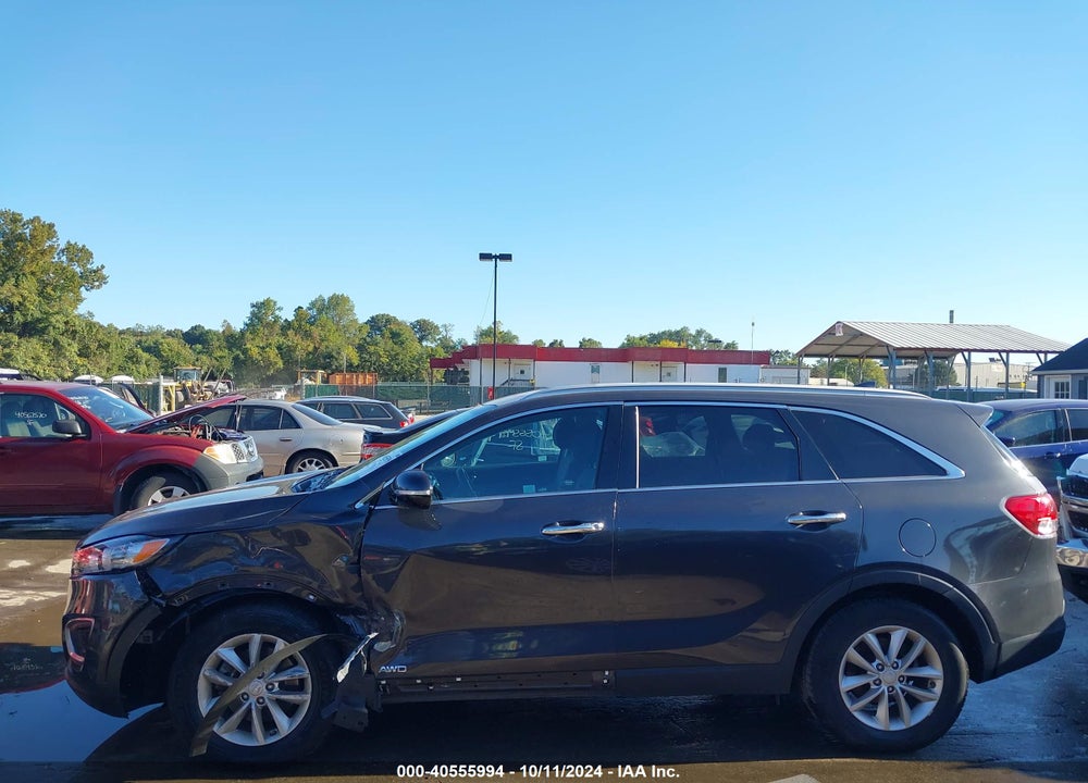 2018 KIA SORENTO 2.4L LX VIN: 5XYPGDA32JG388371