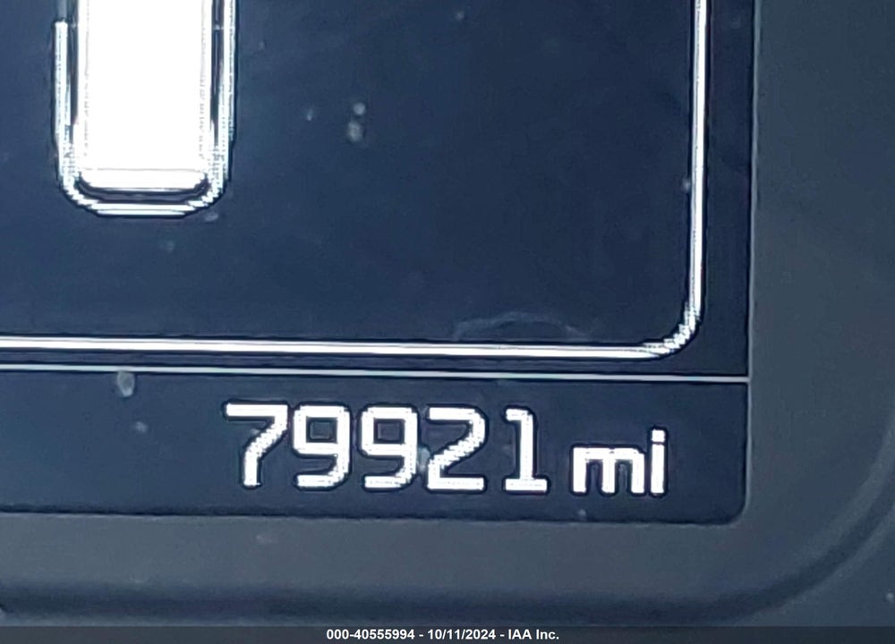 2018 KIA SORENTO 2.4L LX VIN: 5XYPGDA32JG388371