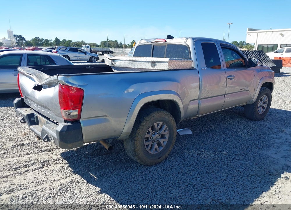 2017 TOYOTA TACOMA SR5 VIN: 5TFSX5EN6HX050006