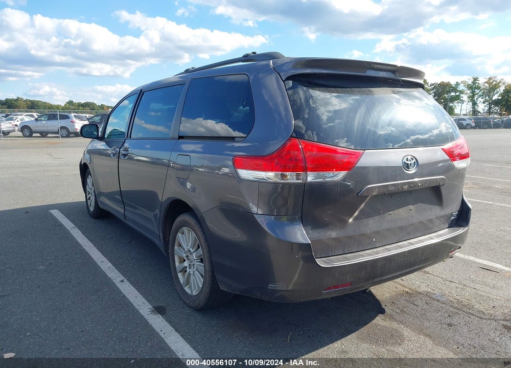 2011 TOYOTA SIENNA XLE VIN: 5TDDK3DC3BS004738