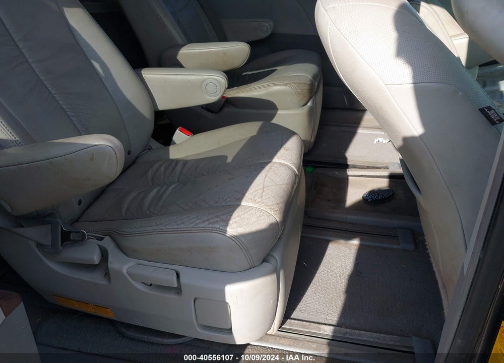 2011 TOYOTA SIENNA XLE VIN: 5TDDK3DC3BS004738