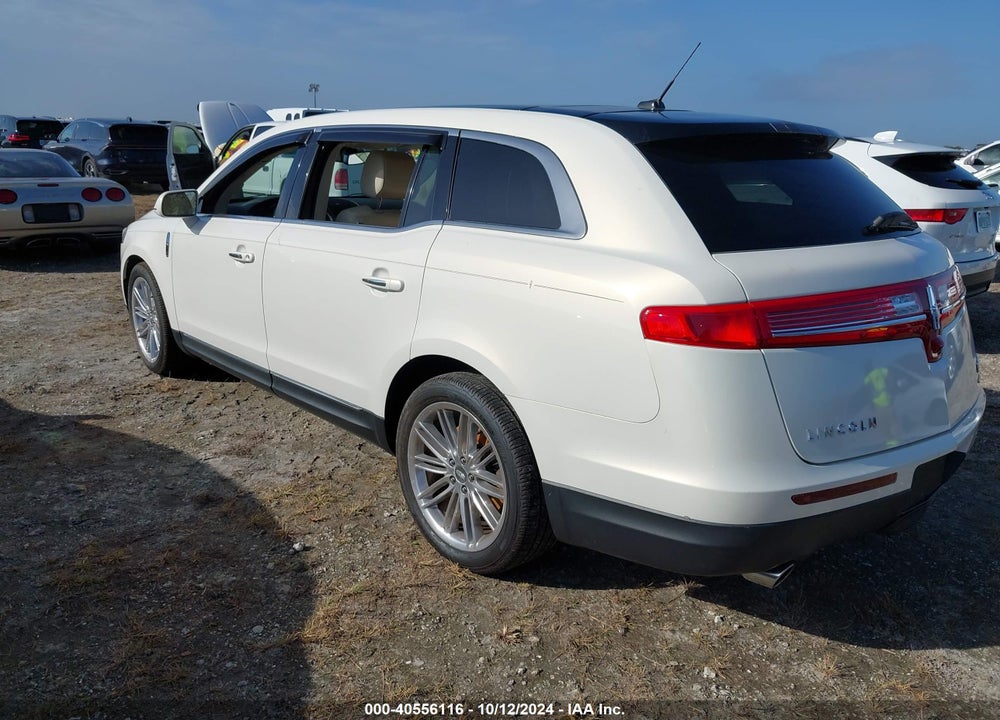 2013 LINCOLN MKT ECOBOOST VIN: 2LMHJ5AT8DBL50339