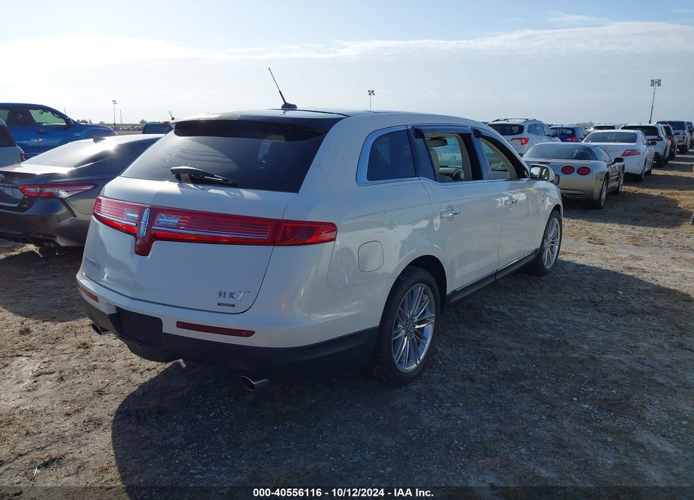 2013 LINCOLN MKT ECOBOOST VIN: 2LMHJ5AT8DBL50339