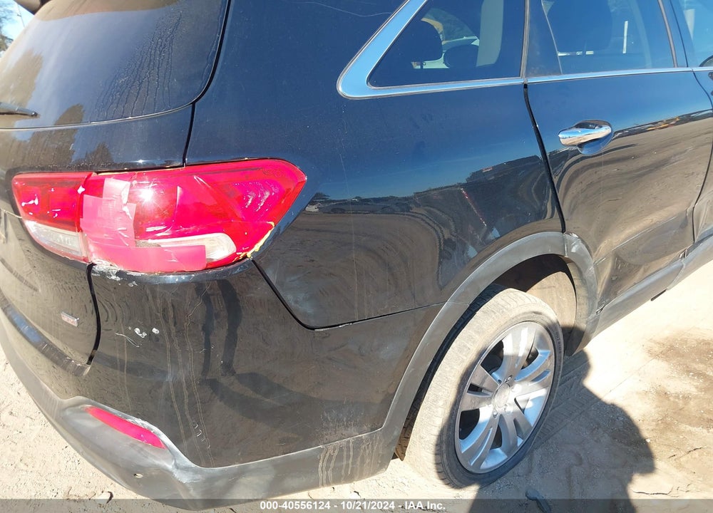 2017 KIA SORENTO 2.4L LX VIN: 5XYPG4A39HG222519