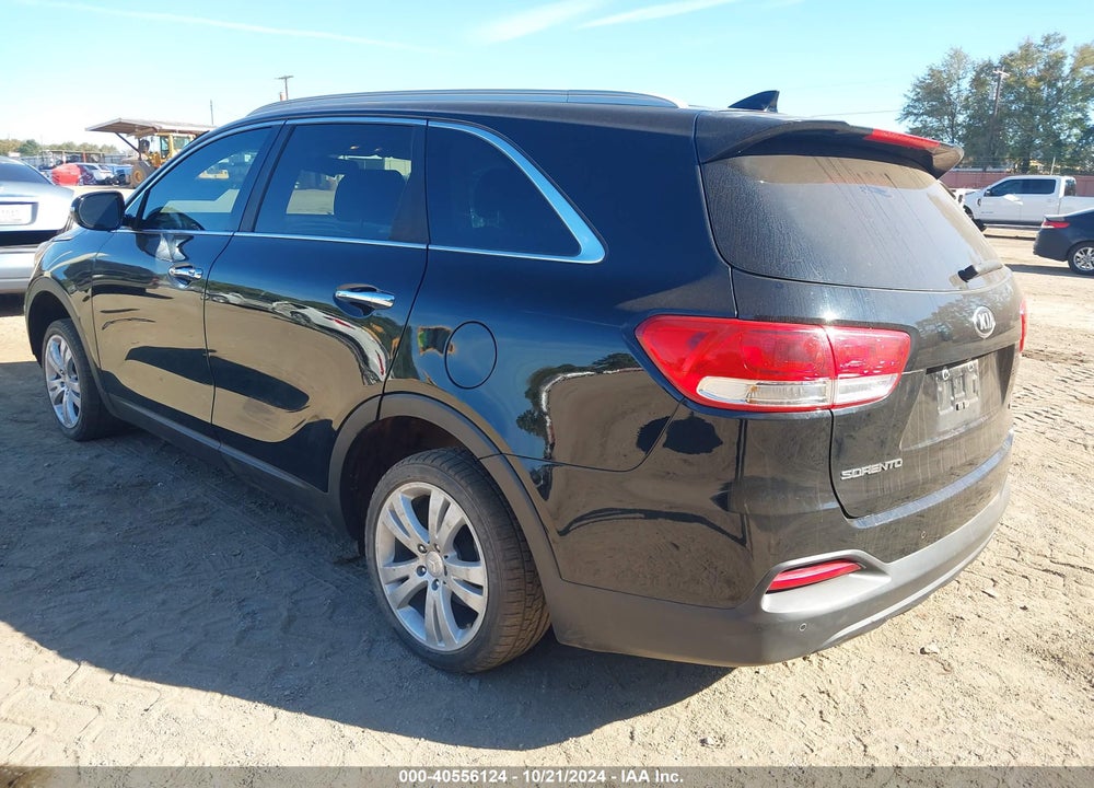 2017 KIA SORENTO 2.4L LX VIN: 5XYPG4A39HG222519