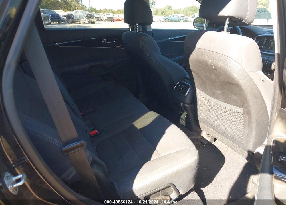 2017 KIA SORENTO 2.4L LX VIN: 5XYPG4A39HG222519