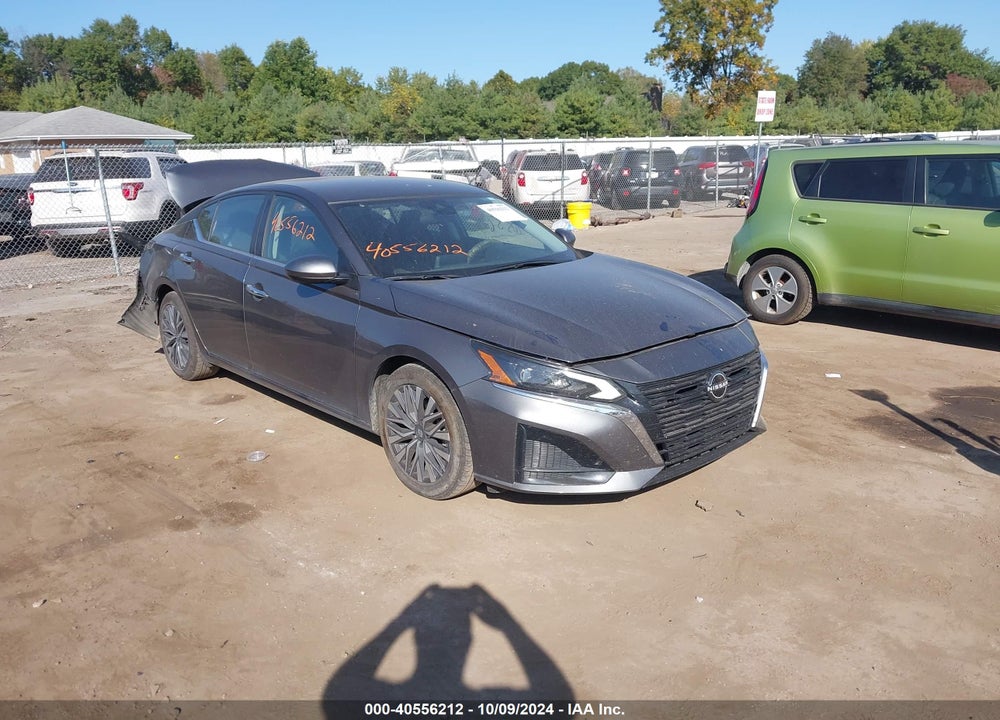2023 NISSAN ALTIMA SV FWD VIN: 1N4BL4DV1PN393992