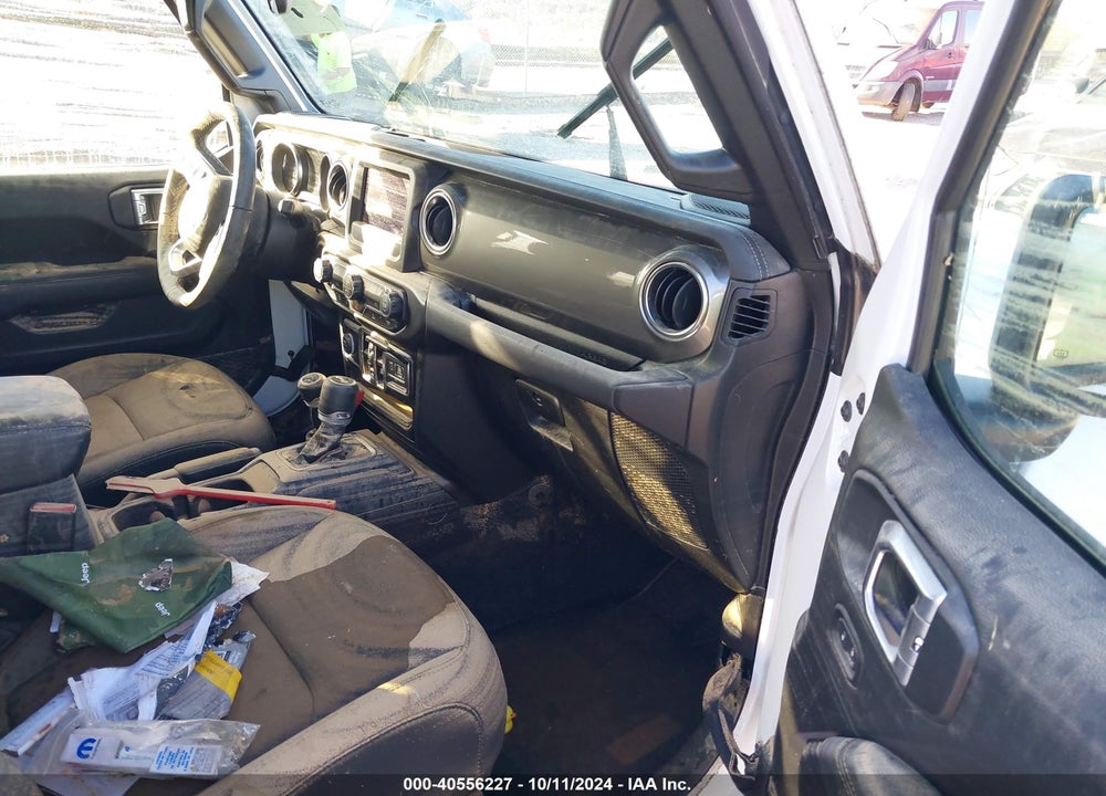 2021 JEEP WRANGLER UNLIMITED SAHARA 4X4 VIN: 1C4HJXEN0MW815489