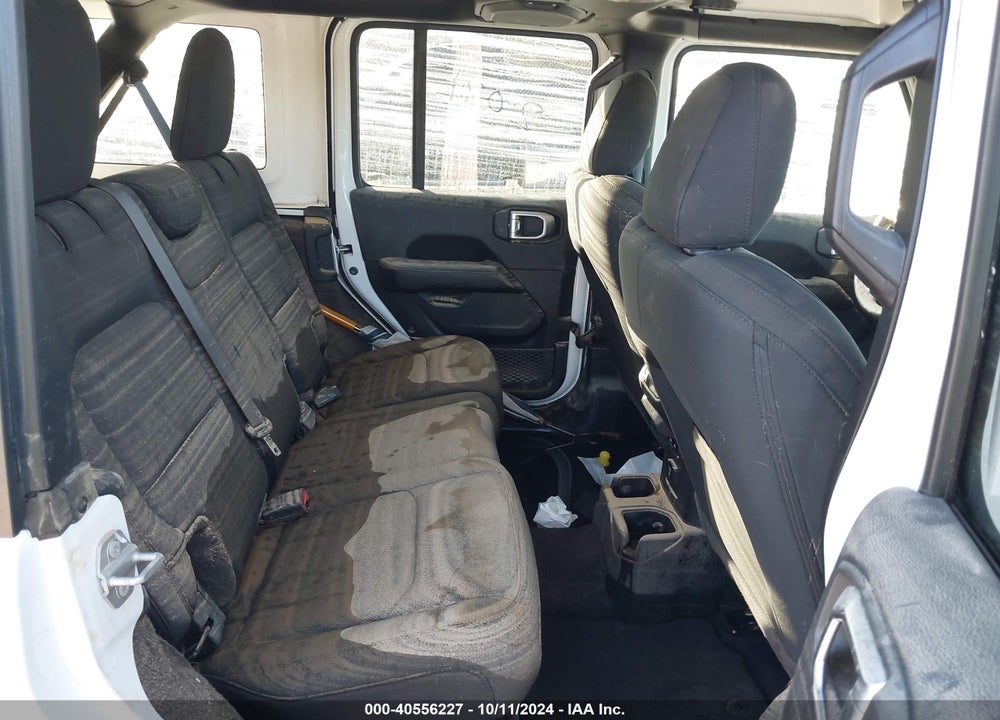 2021 JEEP WRANGLER UNLIMITED SAHARA 4X4 VIN: 1C4HJXEN0MW815489