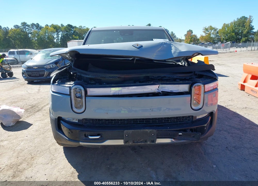 2022 RIVIAN R1T ADVENTURE VIN: 7FCTGAAA4NN009584