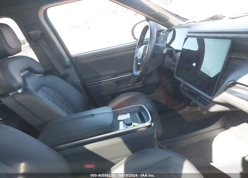 2022 RIVIAN R1T ADVENTURE VIN: 7FCTGAAA4NN009584
