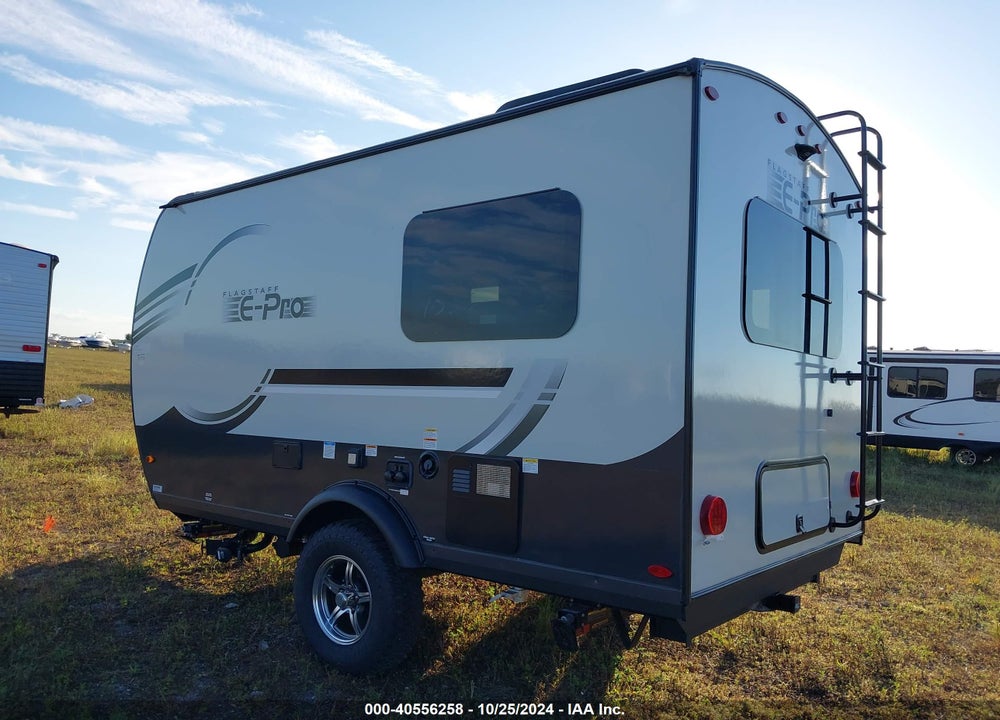 2024 FLAGSTAFF TRAVEL TRAILER VIN: 5ZT2FSDC3R3032748
