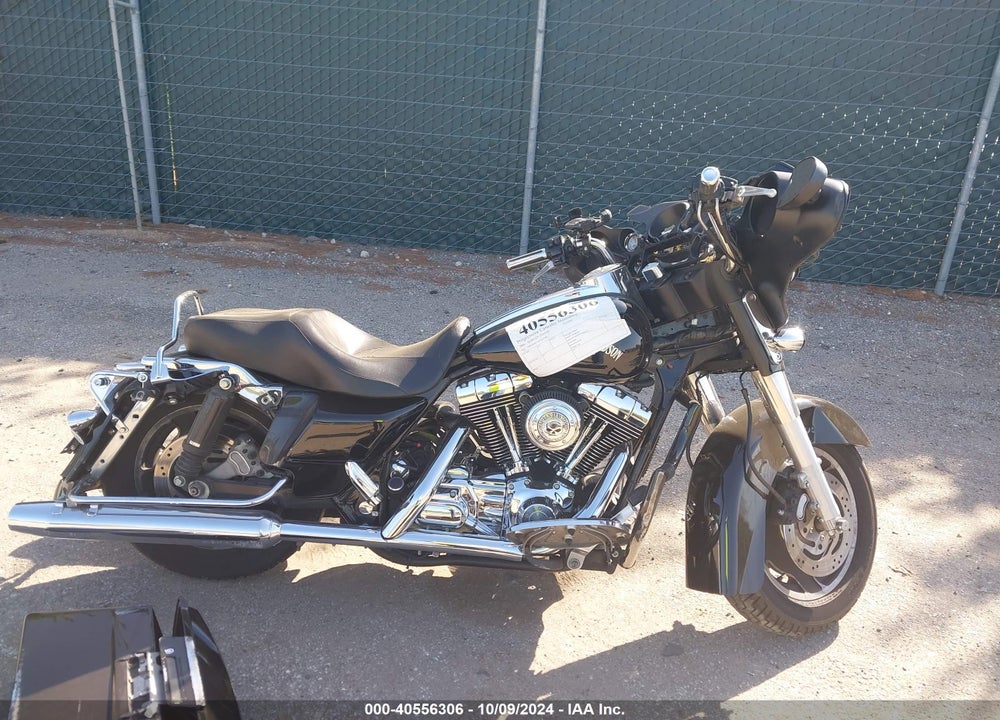 2006 HARLEY-DAVIDSON FLHXI VIN: 1HD1KBW126Y677389