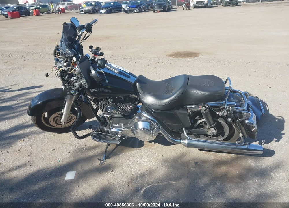 2006 HARLEY-DAVIDSON FLHXI VIN: 1HD1KBW126Y677389
