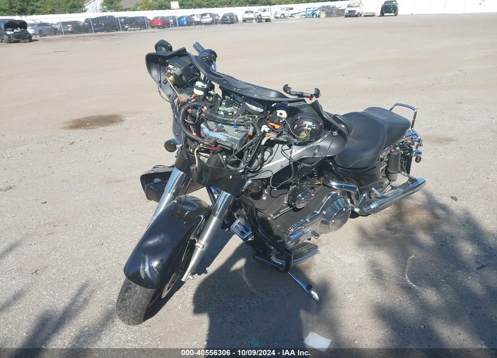 2006 HARLEY-DAVIDSON FLHXI VIN: 1HD1KBW126Y677389