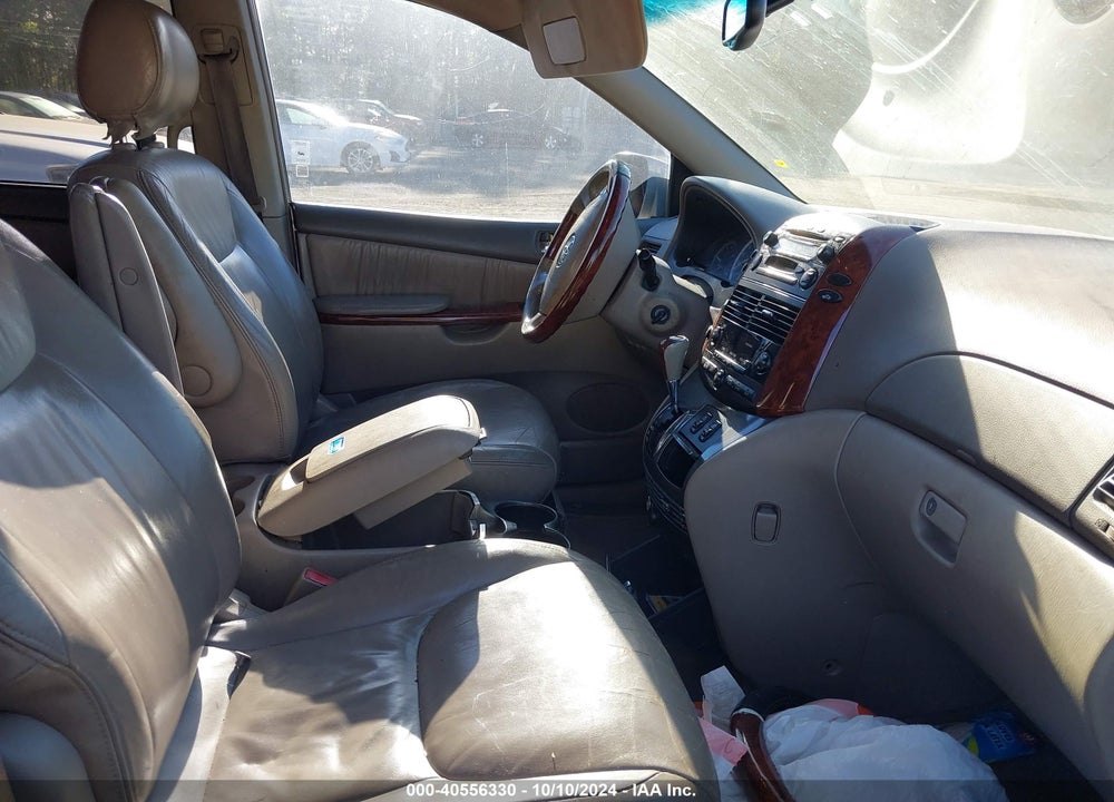 2004 TOYOTA SIENNA XLE LIMITED VIN: 5TDZA22C24S067709