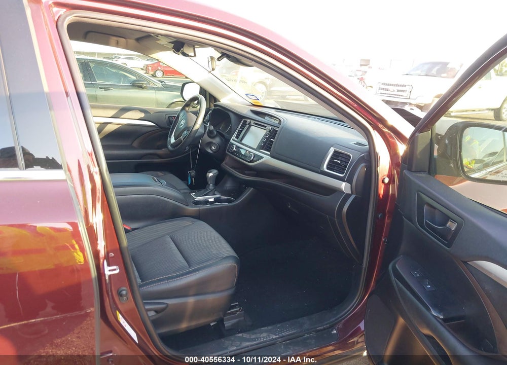 2019 TOYOTA HIGHLANDER LE PLUS VIN: 5TDZZRFH8KS337790