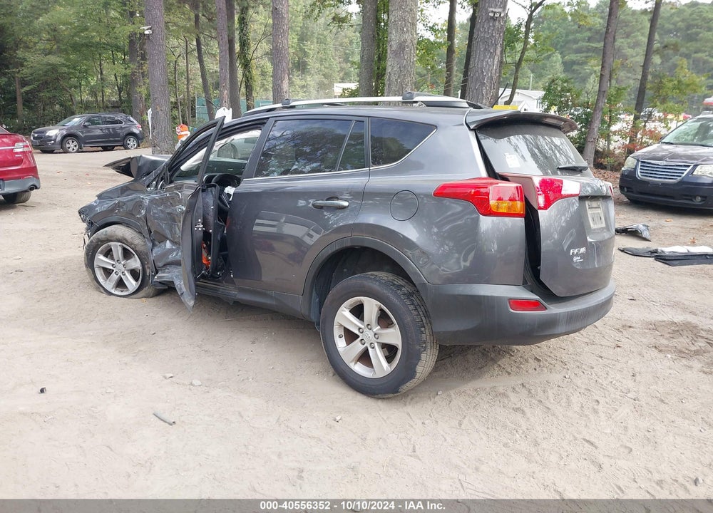 2013 TOYOTA RAV4 XLE VIN: 2T3WFREV7DW034939