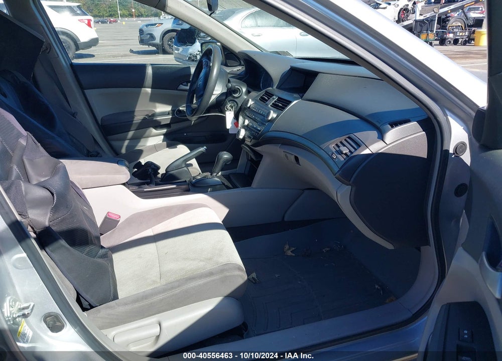 2009 HONDA ACCORD 2.4 LX-P VIN: 1HGCP26469A039747
