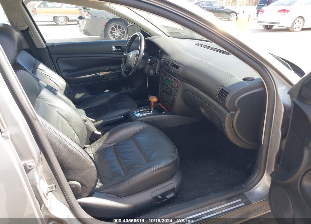 2003 VOLKSWAGEN PASSAT GLX VIN: WVWRH63B13P454964