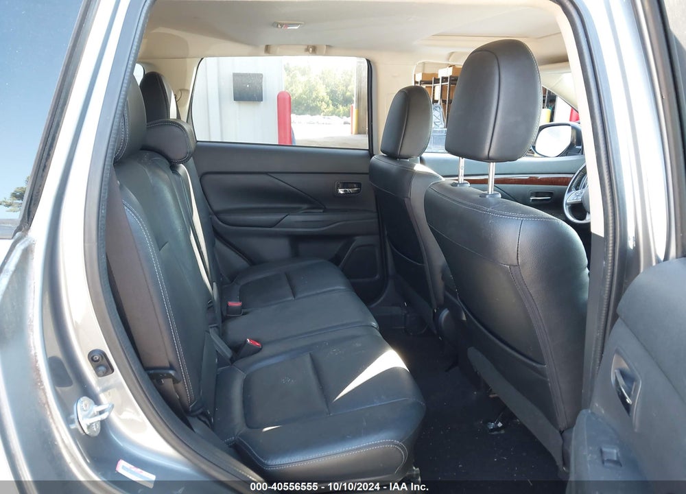 2015 MITSUBISHI OUTLANDER SE VIN: JA4AD3A31FZ006746