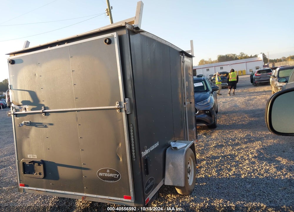 2017 INTEGRITY ENCLOSED TRAILER VIN: 55NBE121XH1003817