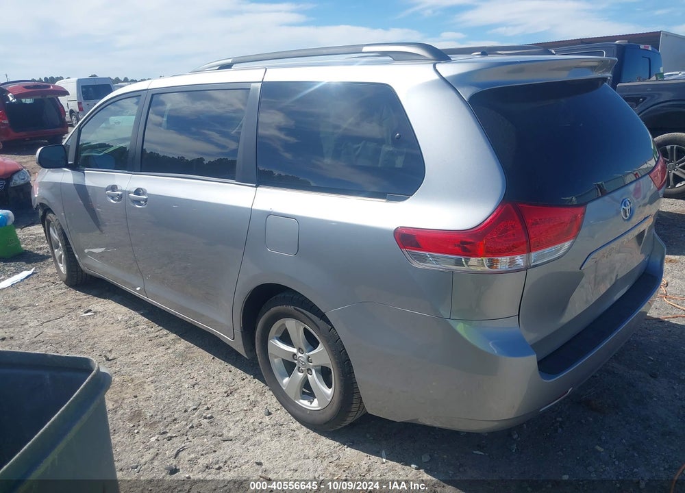 2013 TOYOTA SIENNA LE V6 8 PASSENGER VIN: 5TDKK3DCXDS316842