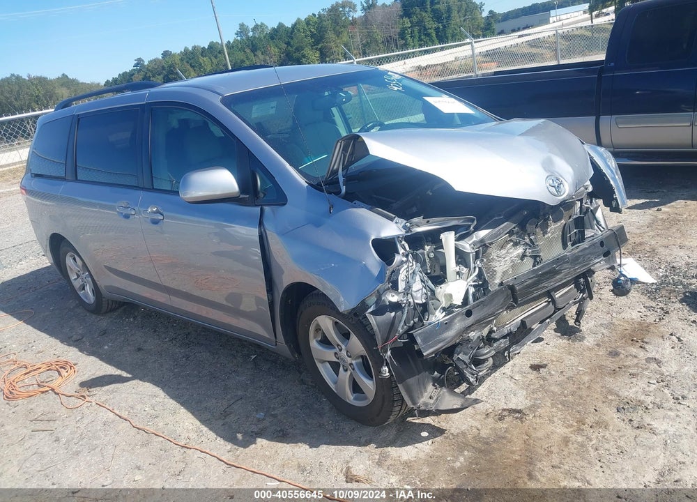 2013 TOYOTA SIENNA LE V6 8 PASSENGER VIN: 5TDKK3DCXDS316842