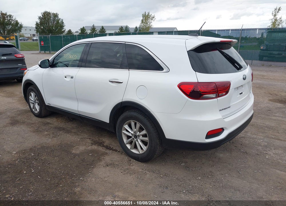 2019 KIA SORENTO 3.3L LX VIN: 5XYPGDA58KG441979