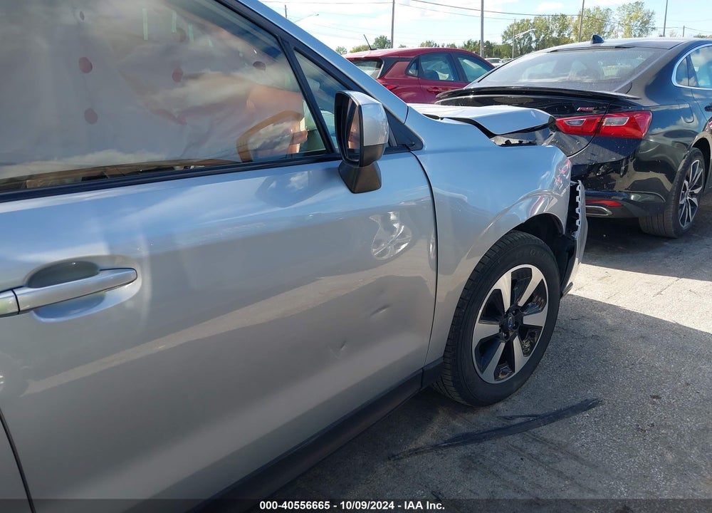 2018 SUBARU FORESTER 2.5I PREMIUM VIN: JF2SJAGC1JH565471