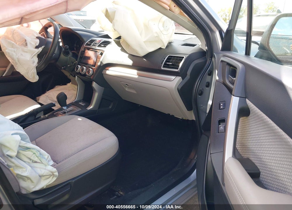 2018 SUBARU FORESTER 2.5I PREMIUM VIN: JF2SJAGC1JH565471