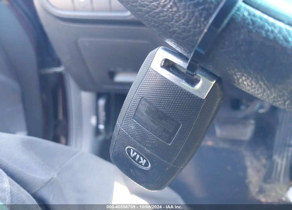 2018 KIA FORTE LX VIN: 3KPFK4A76JE169861
