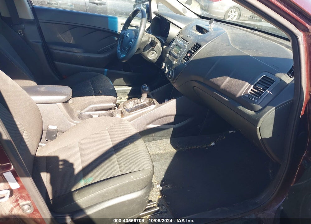 2018 KIA FORTE LX VIN: 3KPFK4A76JE169861