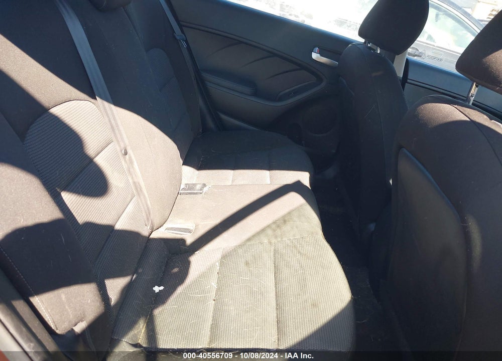 2018 KIA FORTE LX VIN: 3KPFK4A76JE169861