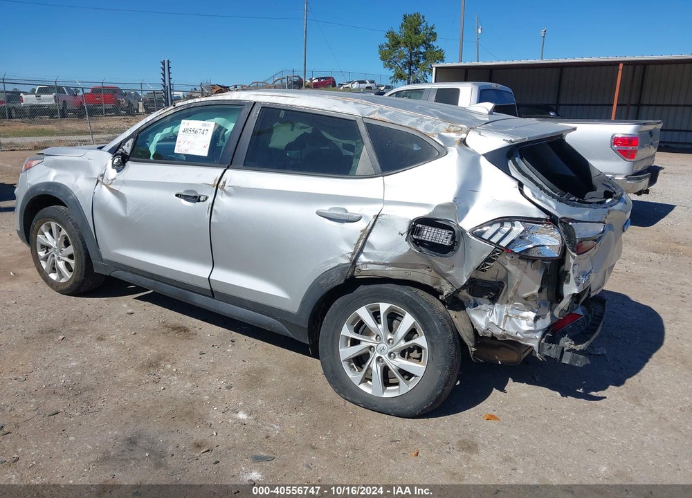 2019 HYUNDAI TUCSON SE VIN: KM8J23A4XKU917102