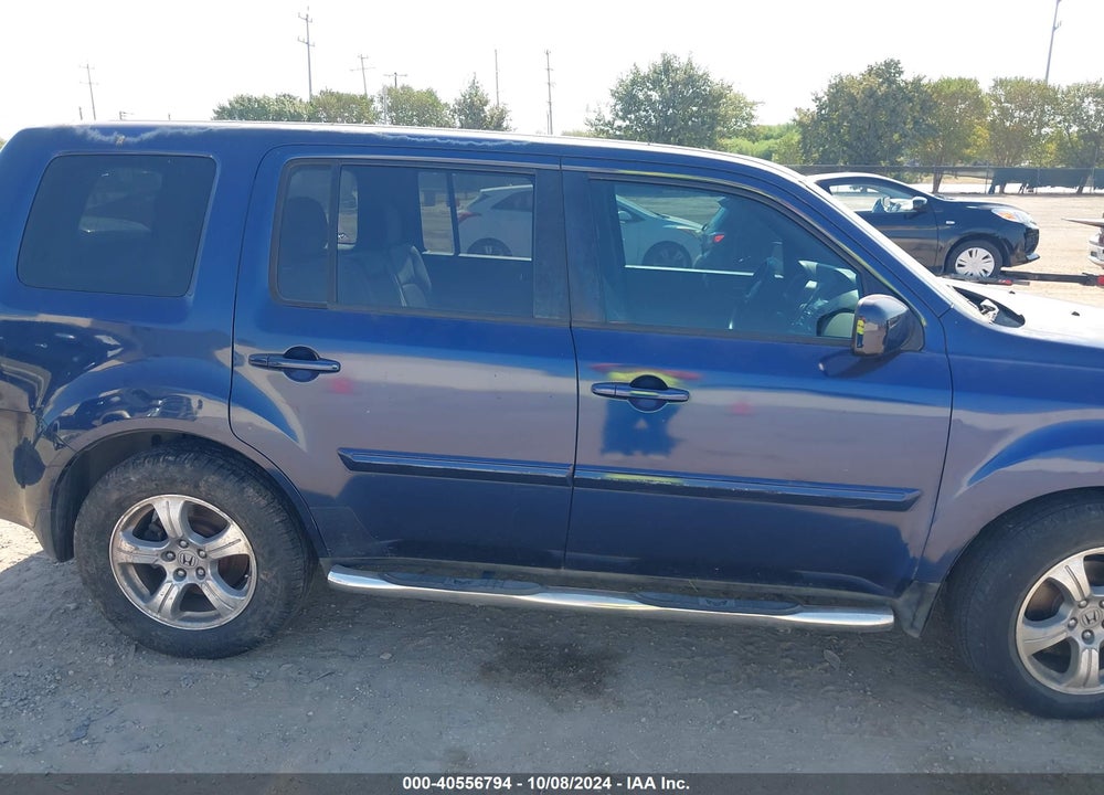 2013 HONDA PILOT EX VIN: 5FNYF4H40DB055765