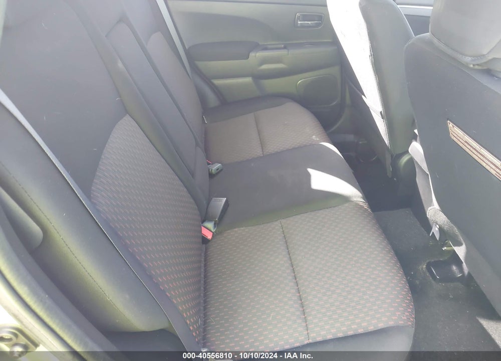 2018 MITSUBISHI OUTLANDER SPORT 2.0 LE VIN: JA4AR3AU0JZ028448