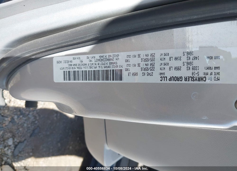 2010 CHRYSLER TOWN & COUNTRY LX VIN: 2A4RR4DE5AR344371
