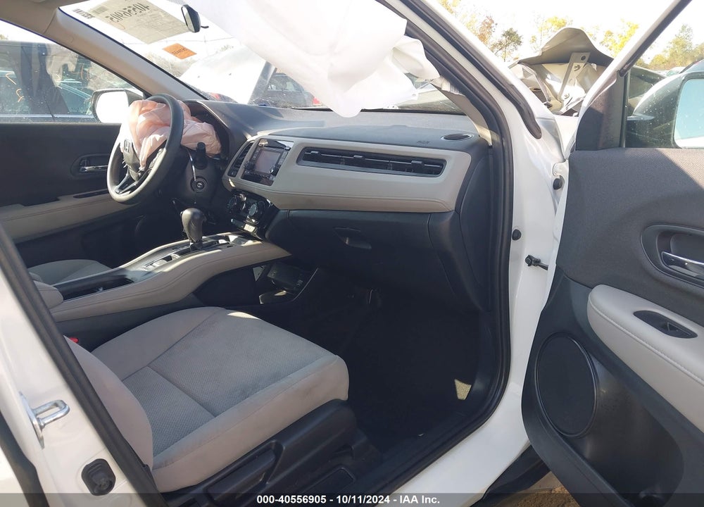 2022 HONDA HR-V AWD LX VIN: 3CZRU6H37NM756971