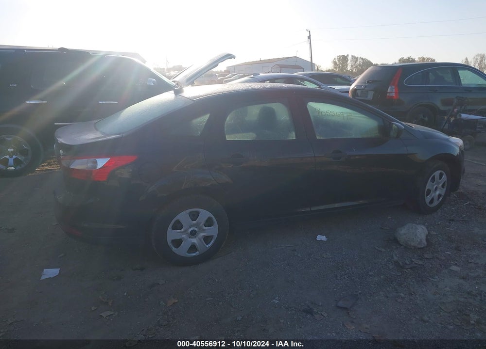 2013 FORD FOCUS VIN: 1FADP3E26DL186078