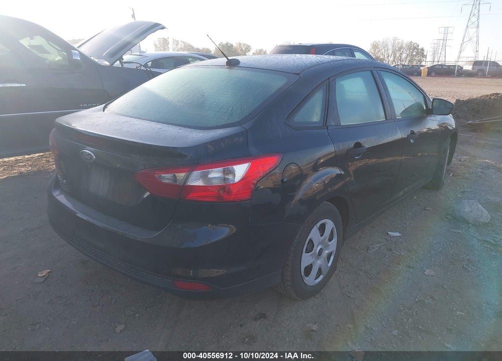 2013 FORD FOCUS VIN: 1FADP3E26DL186078
