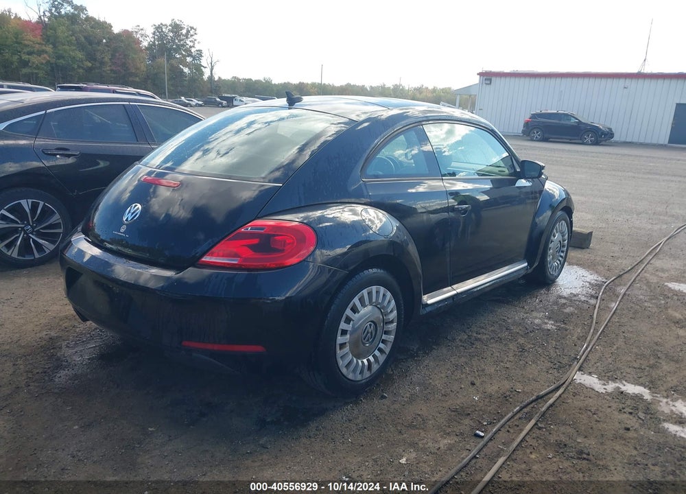 2015 VOLKSWAGEN BEETLE 1.8T VIN: 3VWJ17AT5FM617013