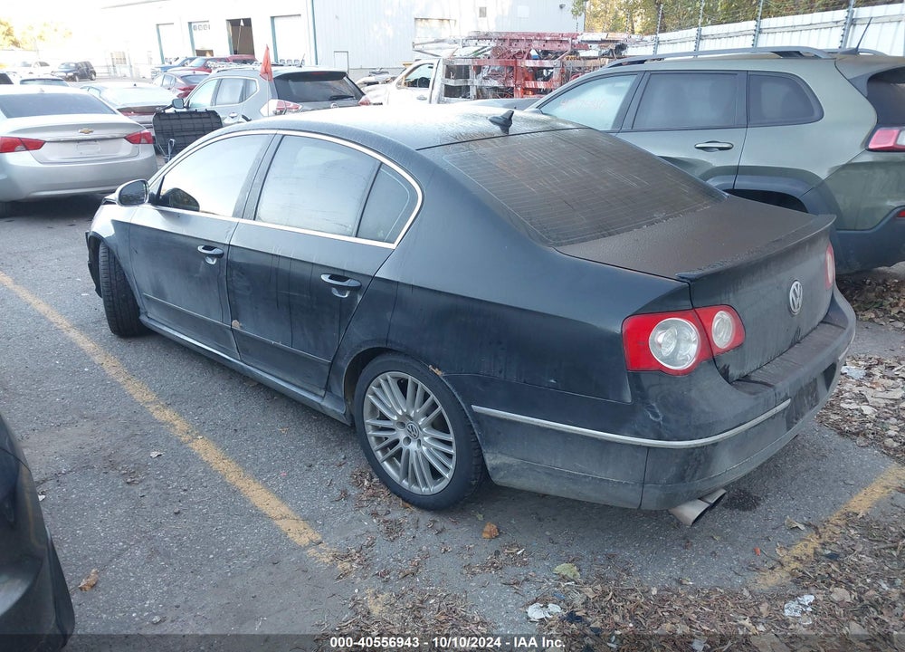 2010 VOLKSWAGEN PASSAT KOMFORT VIN: WVWJK7AN4AE155365