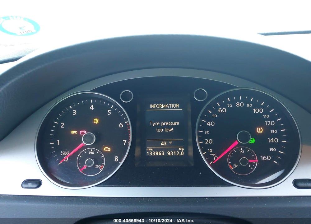 2010 VOLKSWAGEN PASSAT KOMFORT VIN: WVWJK7AN4AE155365