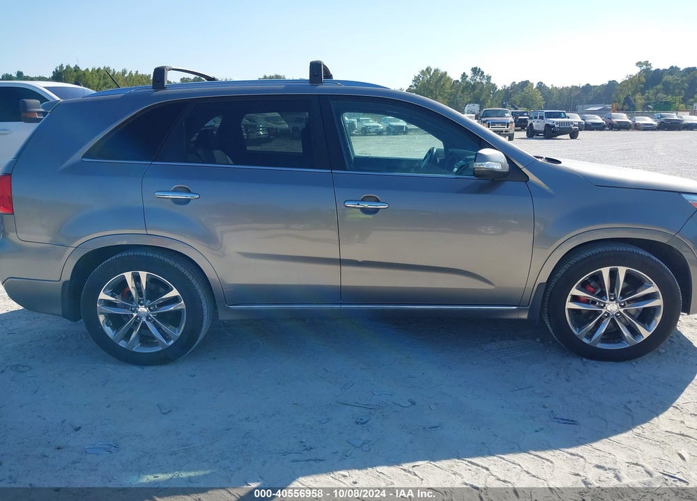 2014 KIA SORENTO LIMITED V6 VIN: 5XYKW4A78EG545472