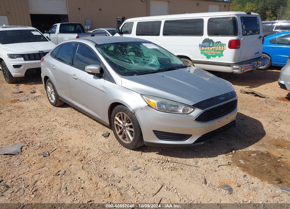 2017 FORD FOCUS SE VIN: 1FADP3F2XHL203629